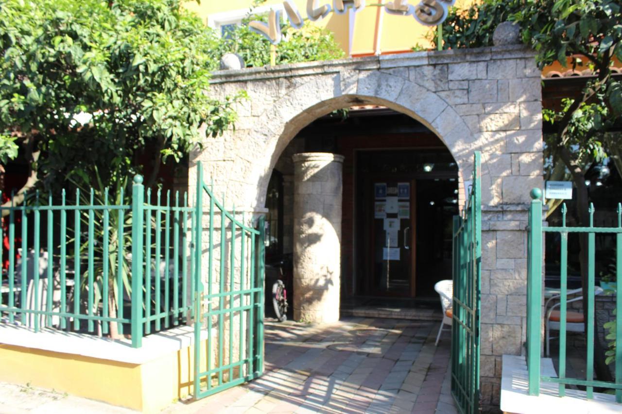 Hotel Vila 15 تيرانا المظهر الخارجي الصورة