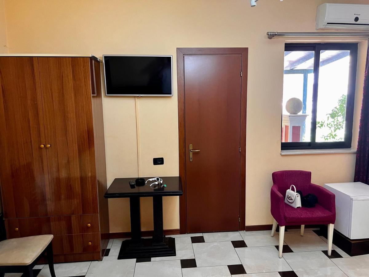 Hotel Vila 15 تيرانا المظهر الخارجي الصورة